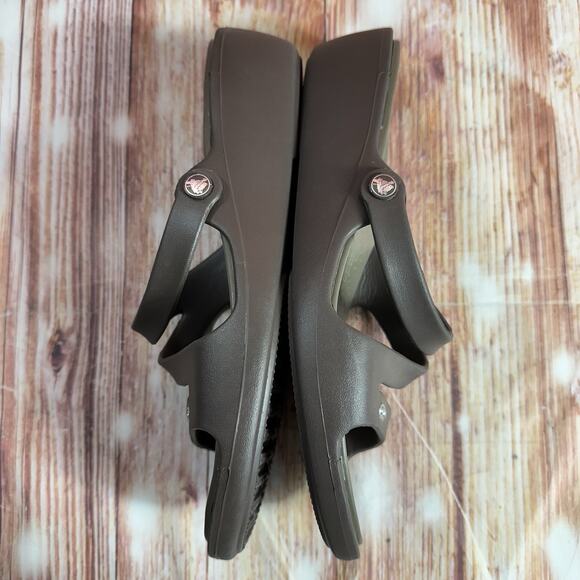 Crocs PATRICIA Size 8 Brown Low Wedge Heel Triple 3 Strap Slides Sandals Shoes - Picture 7 of 9